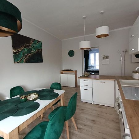 Szmaragdowy Apartament Przy Ulicy Opolskiej Tarnowskie Gory Exterior photo